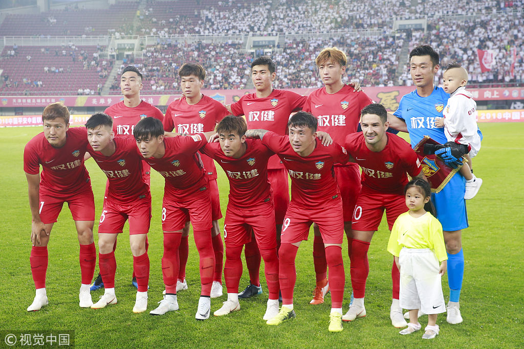 记者：阿坎吉因流感缺席训练，球员身体状况将于明日进行评估